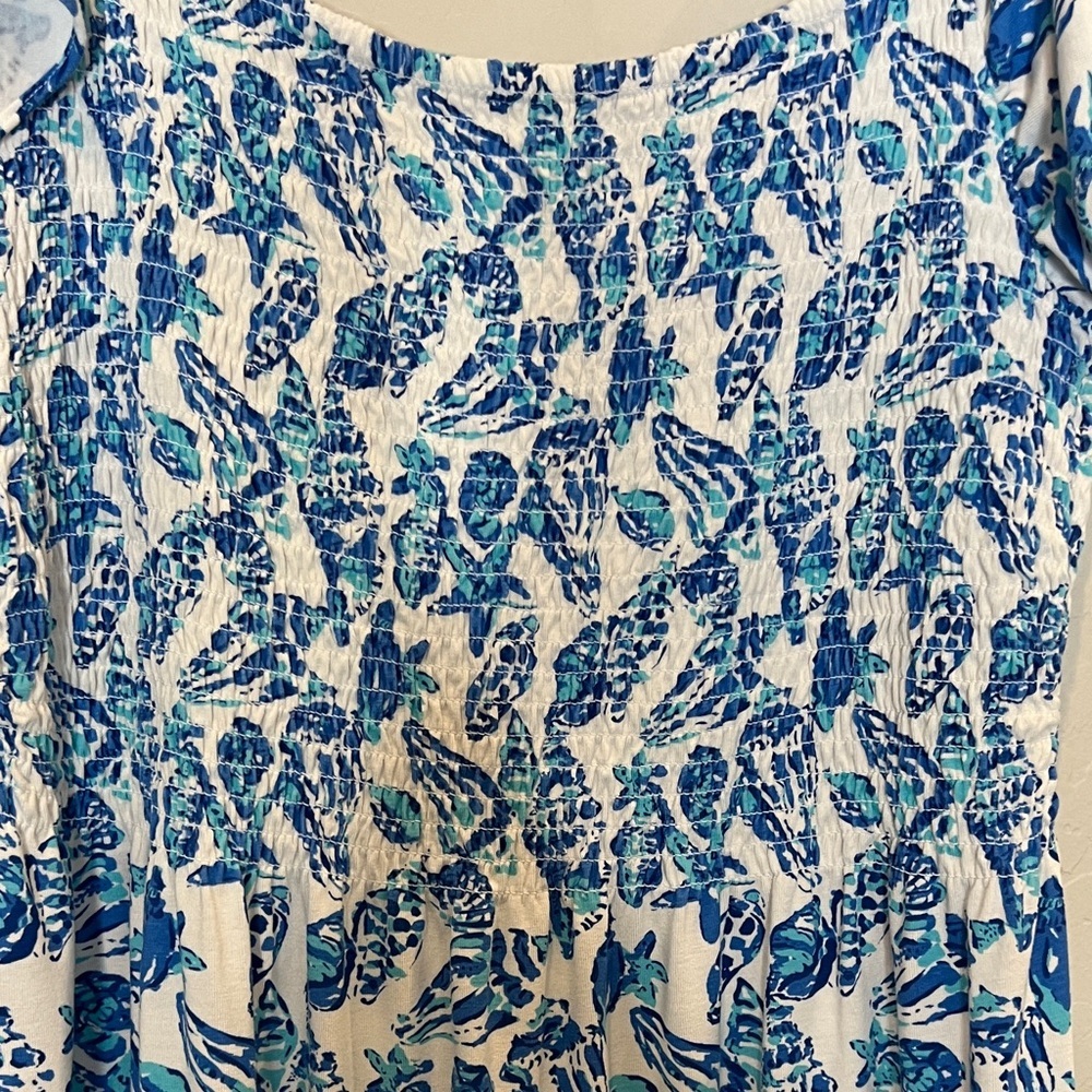 Lilly Pulitzer Floral Blue and White Smocked bodice summer Dress size large - Picture 4 of 11